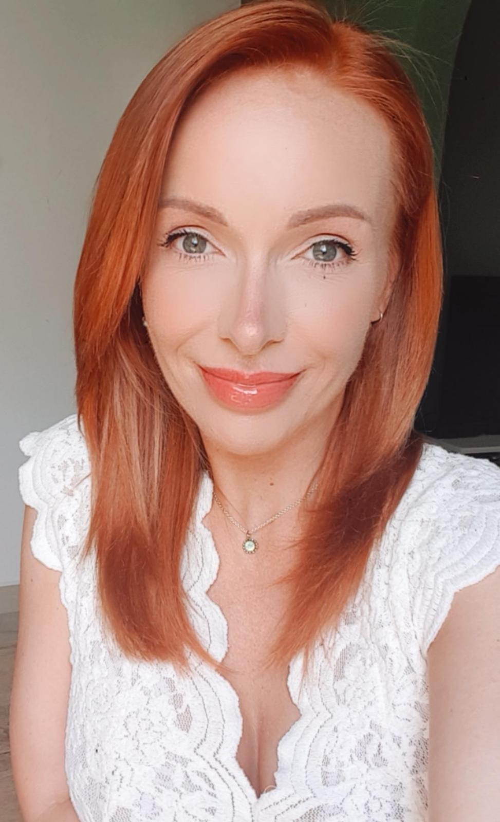 Chloé : “I now have red hair.” :-)