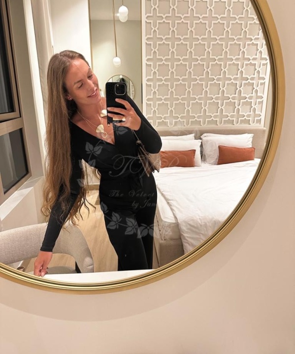 Evelina<br>Selfies